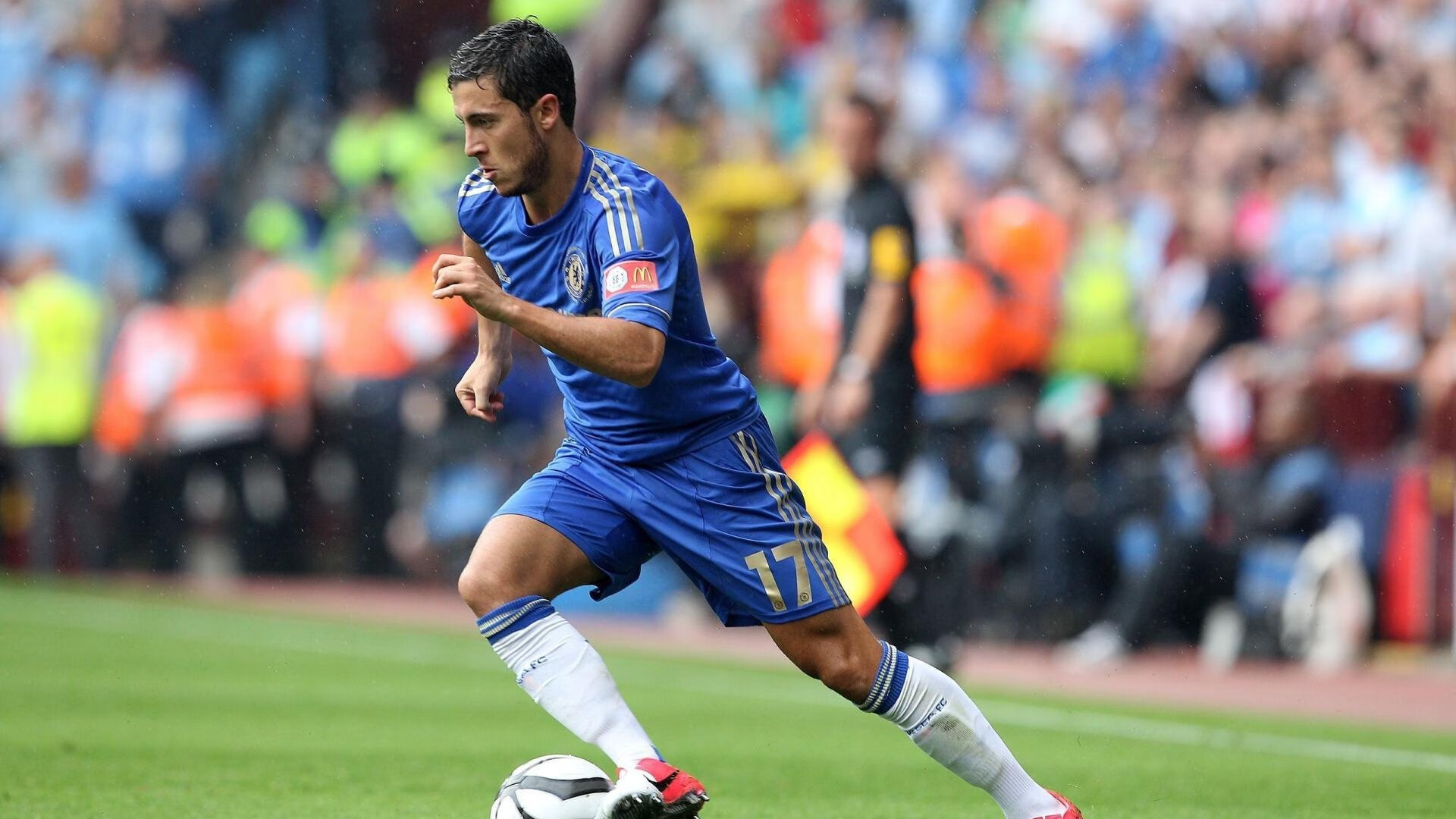 “中超联赛引入虚拟现实体验，提升观众沉浸感”，中超举办